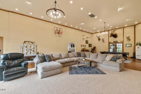 Tiny photo for 9110 Ben Kerns Road, Klamath Falls, OR 97601 (MLS # 220227019)