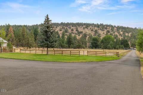 Tiny photo for 9110 Ben Kerns Road, Klamath Falls, OR 97601 (MLS # 220227019)