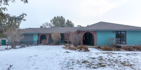 521 Old Midland Road Midland OR 97634