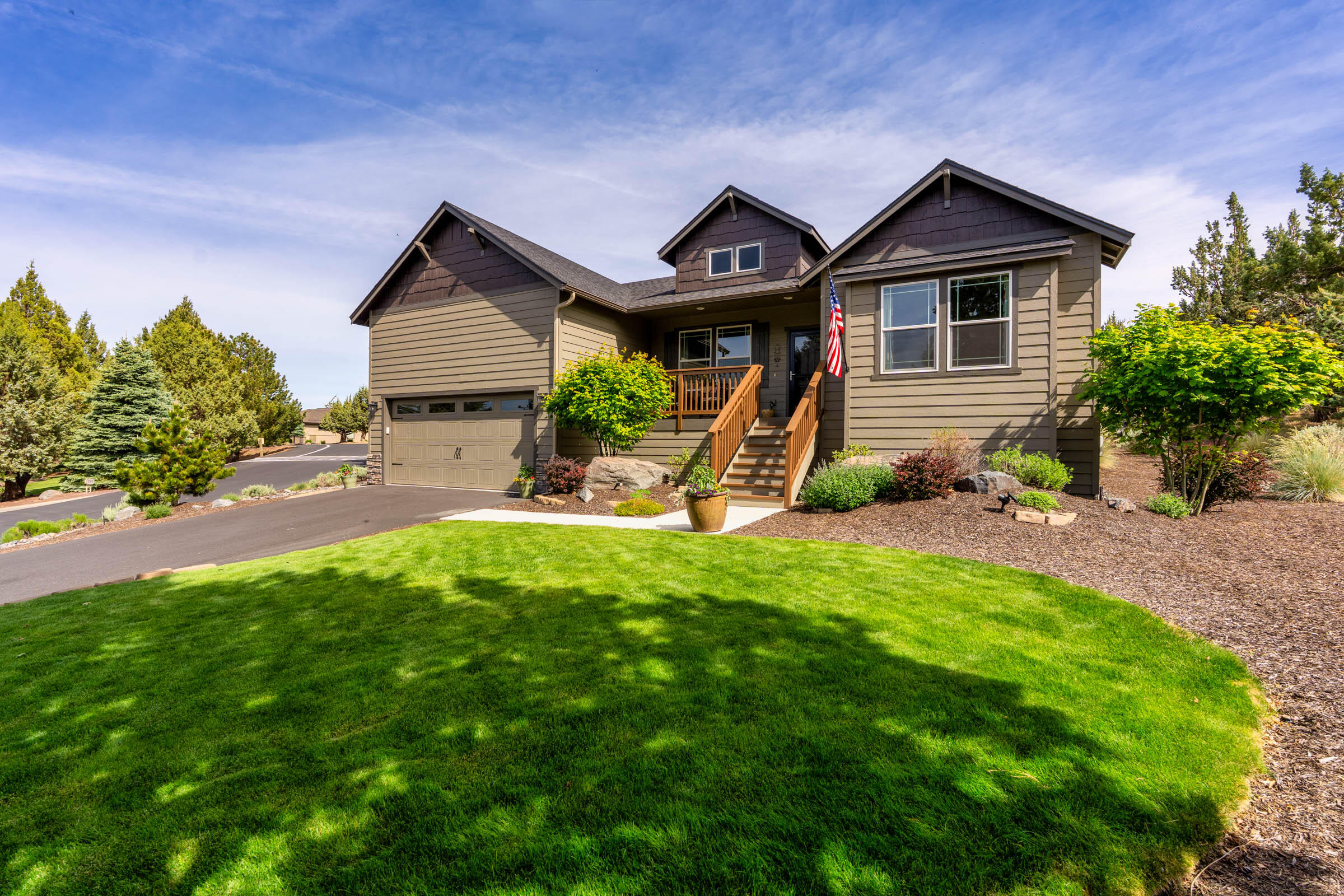 748 Widgeon Road