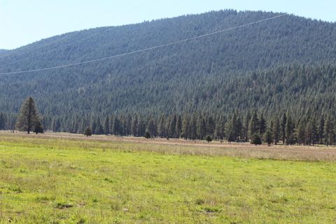 Tiny photo for 12046 Old Fort Road, Klamath Falls, OR 97601 (MLS # 220216669)