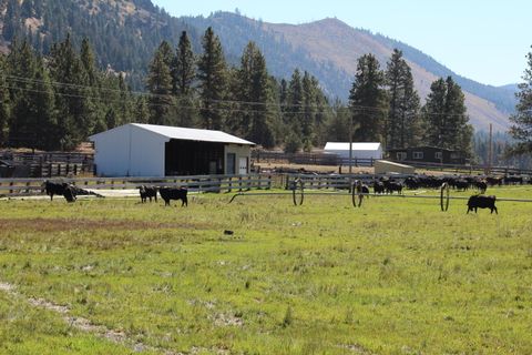 Tiny photo for 12046 Old Fort Road, Klamath Falls, OR 97601 (MLS # 220216669)