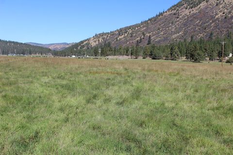 Tiny photo for 12046 Old Fort Road, Klamath Falls, OR 97601 (MLS # 220216669)