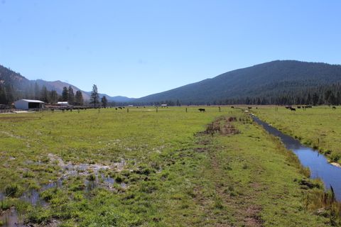 Tiny photo for 12046 Old Fort Road, Klamath Falls, OR 97601 (MLS # 220216669)