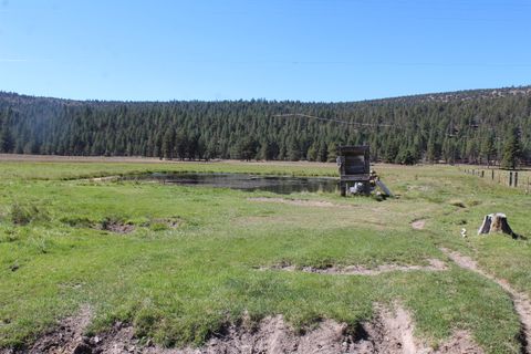 Tiny photo for 12046 Old Fort Road, Klamath Falls, OR 97601 (MLS # 220216669)