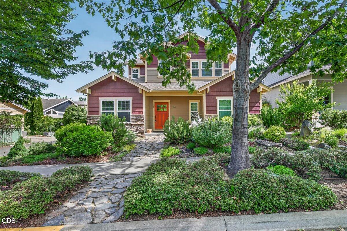 Photo 1 of 38 — 345 Fair Oaks Avenue, Ashland, OR 97520