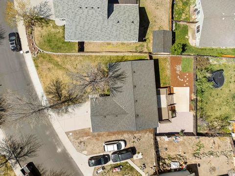 Tiny photo for 2827 SW Pumice Avenue, Redmond, OR 97756 (MLS # 220220007)