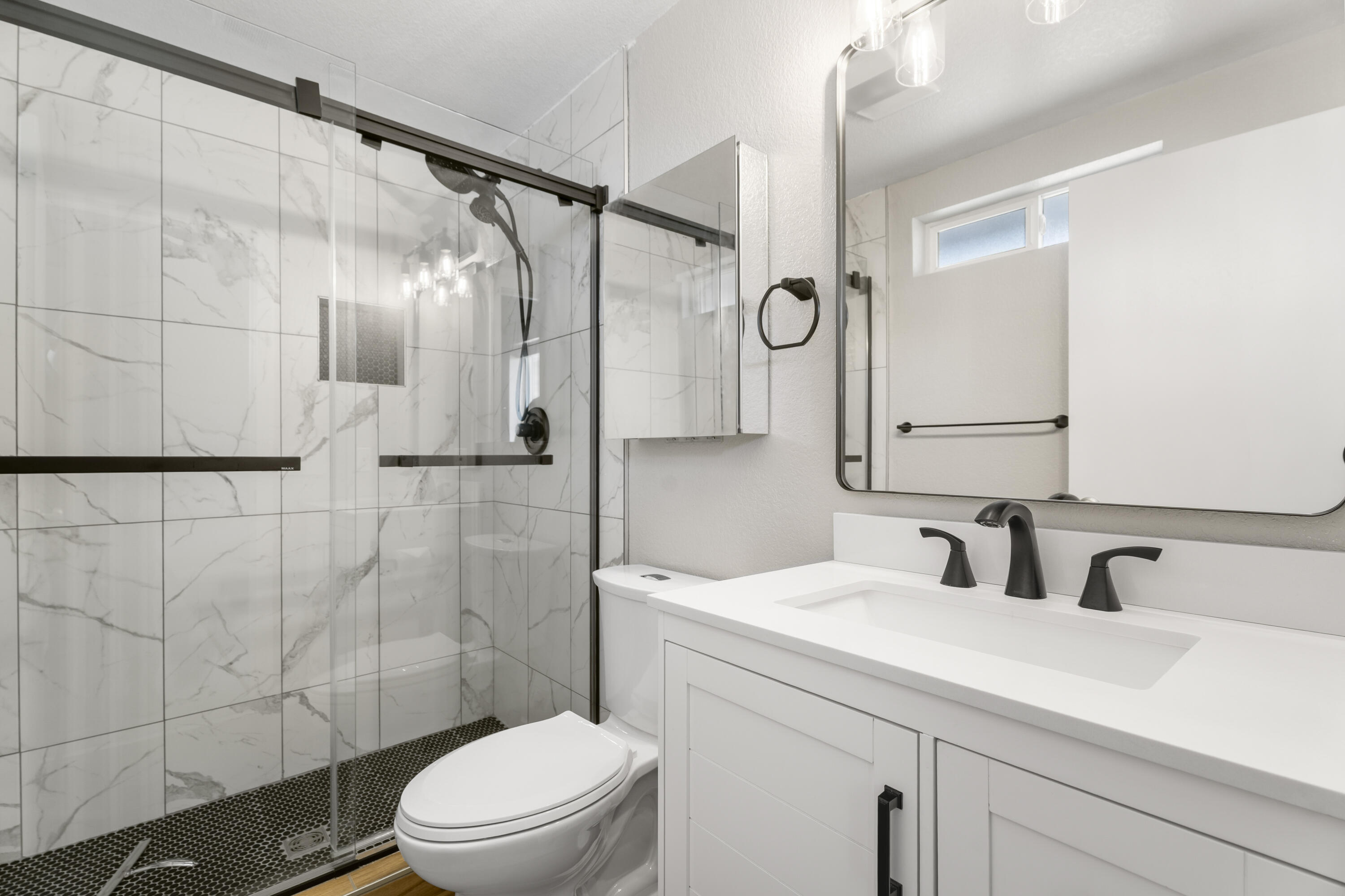 2827 SW Pumice Avenue