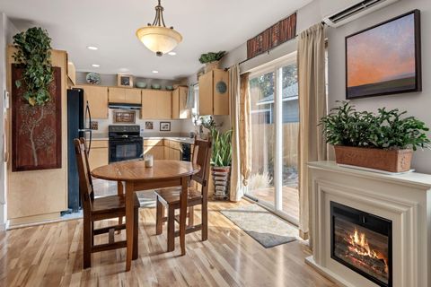 Tiny photo for 412 N Desert Rose Loop, Sisters, OR 97759 (MLS # 220216839)