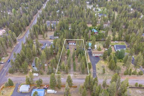 Tiny photo for 16024 Leona Lane, La Pine, OR 97739 (MLS # 220222541)