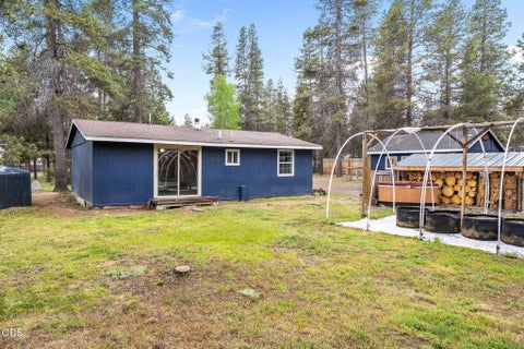 Tiny photo for 16024 Leona Lane, La Pine, OR 97739 (MLS # 220222541)