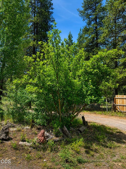 Tiny photo for 16024 Leona Lane, La Pine, OR 97739 (MLS # 220222541)