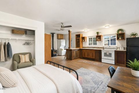 Tiny photo for 16024 Leona Lane, La Pine, OR 97739 (MLS # 220222541)