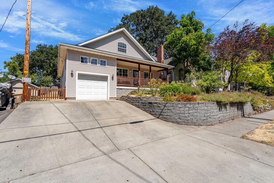 Charming In-Town Home!! This 1897 sq.ft. home was built in 2002 by the current owners, and has
been beautifully maintained. Inside on the main level you will find an open bright layout with a
large kitchen, a dinning area, a cozy living room, 3 bedrooms, and 2 full bathrooms, one with a
jetted soaking tub. On the upper level you will find a 4th bedroom plus a versatile open area
perfect for an extra living room, office, play space, or hobby area. The solar tubes and skylights on
both level bring in lots of natural light. The yard features nicely established landscaping as well as
a green house for your gardening needs. The concrete patio in the back is a nice setting to unwind
or entertain. Don't miss out on this one, call or text for your showing appointment.