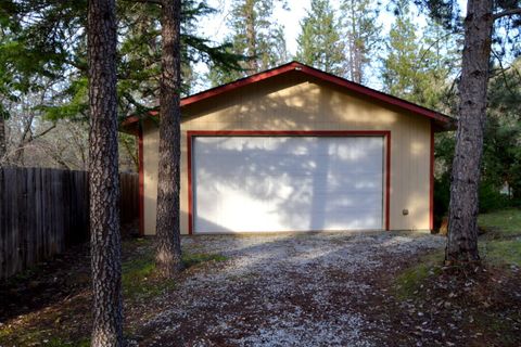 Tiny photo for 144 Worden Way, Grants Pass, OR 97527 (MLS # 220214253)