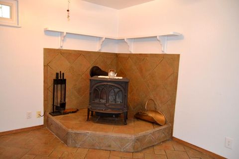 Tiny photo for 144 Worden Way, Grants Pass, OR 97527 (MLS # 220214253)