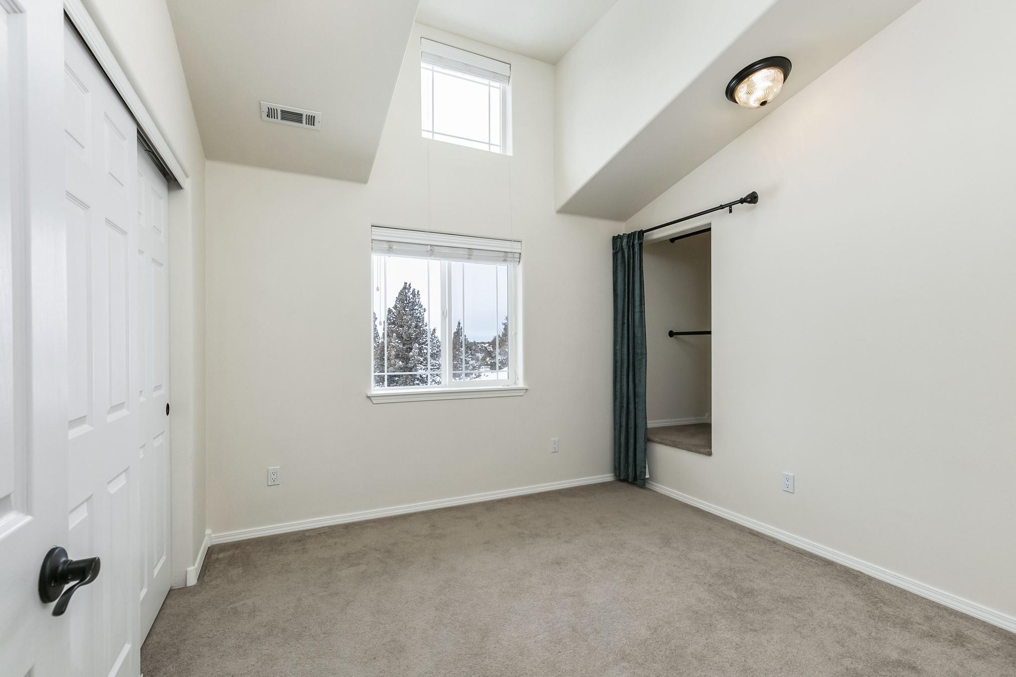 West Powell Butte Es - Residential