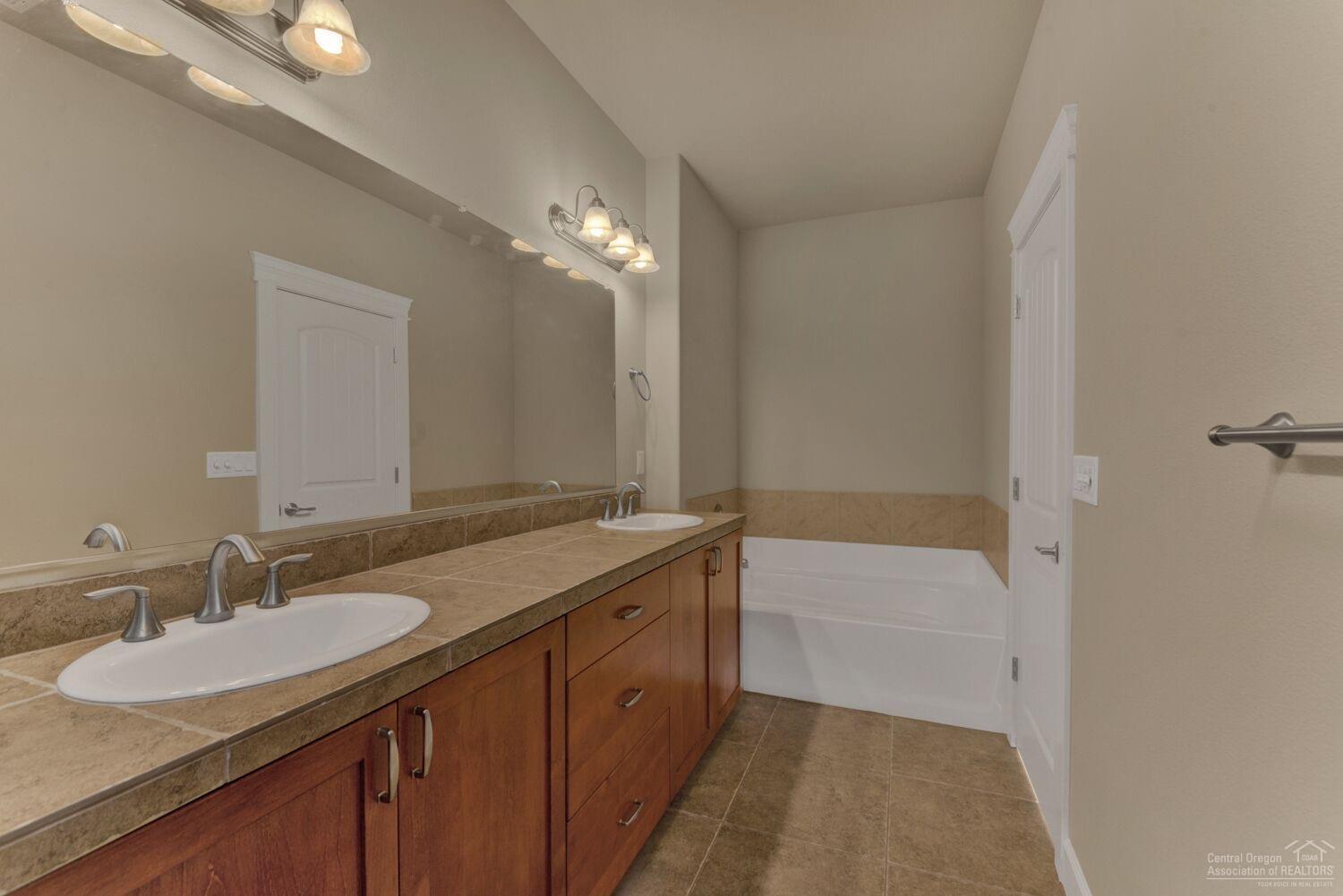 Deschutes RiverWoods - Residential