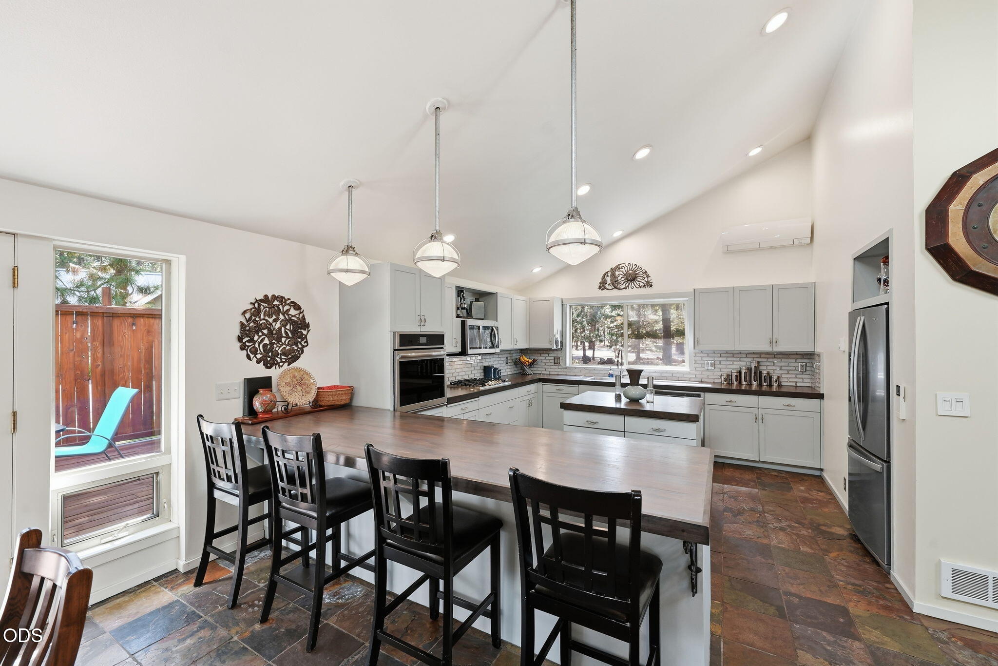 14911 Conestoga
