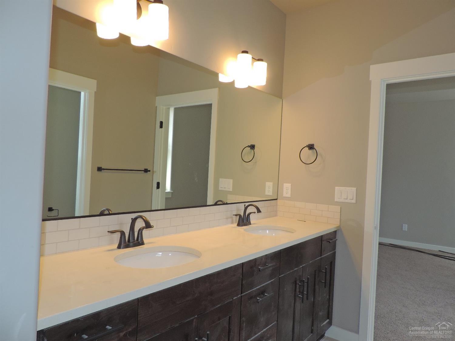 Crescent Creek - Residential