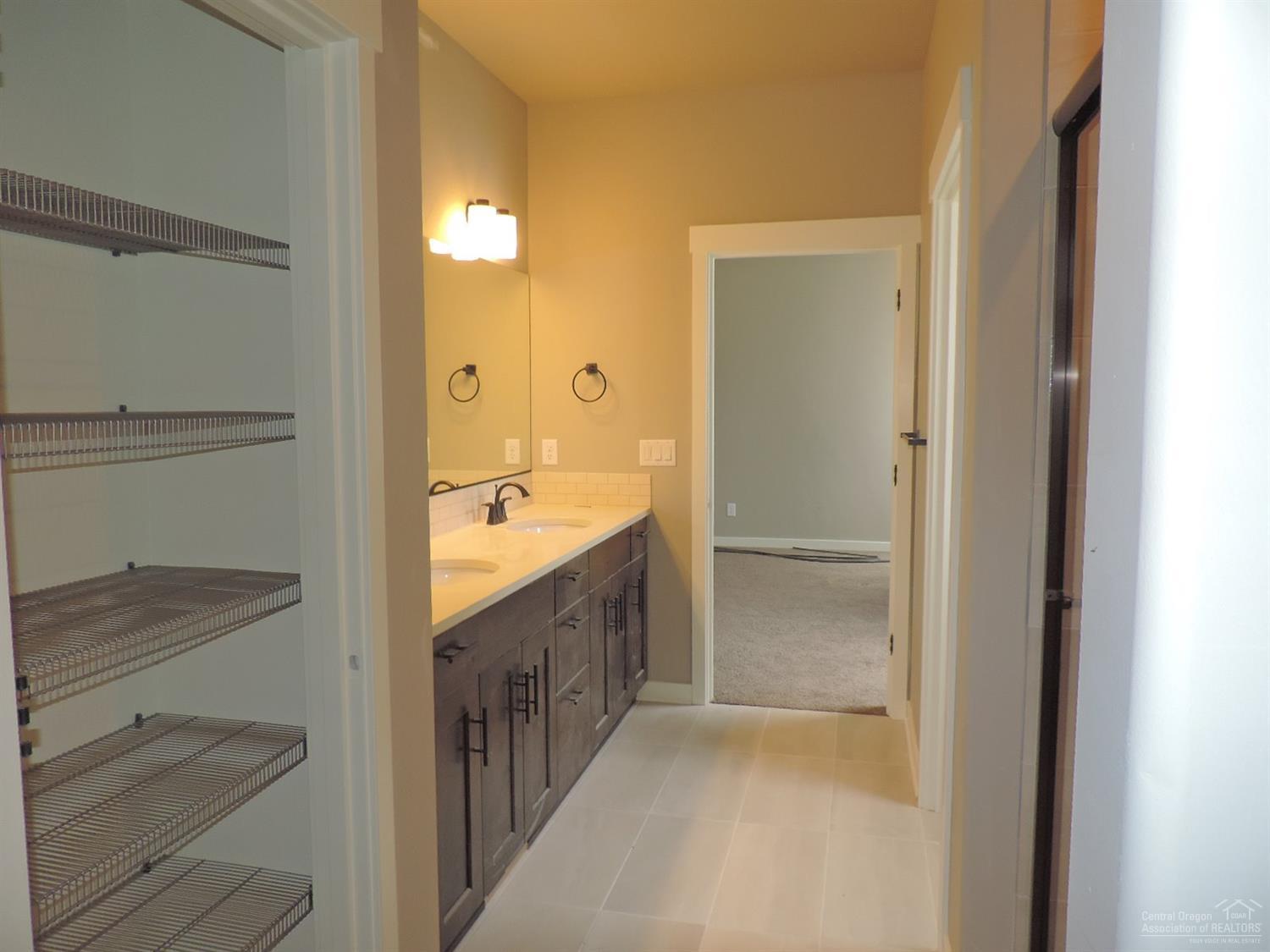 Crescent Creek - Residential