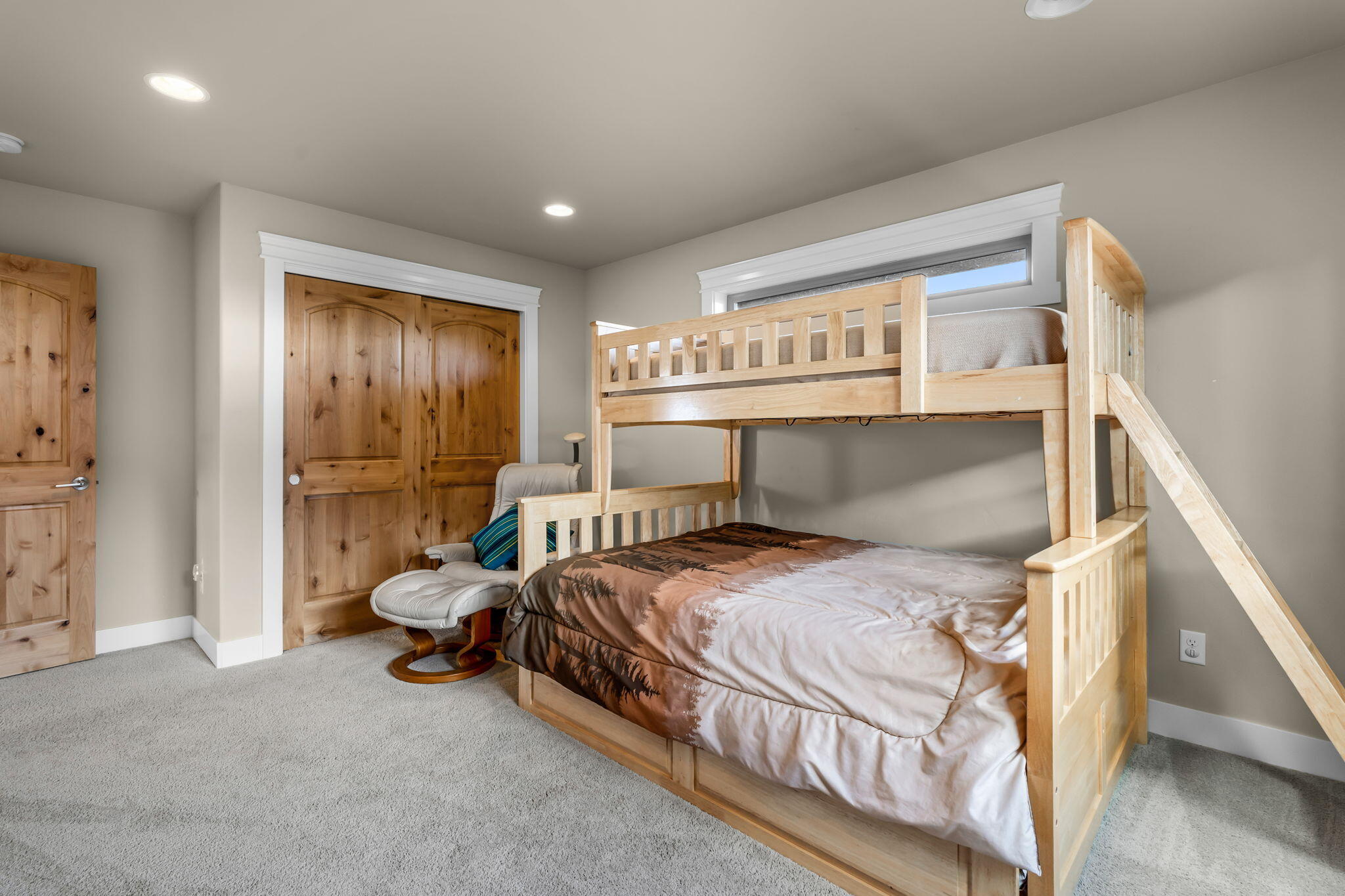 Eagle Crest - Residential