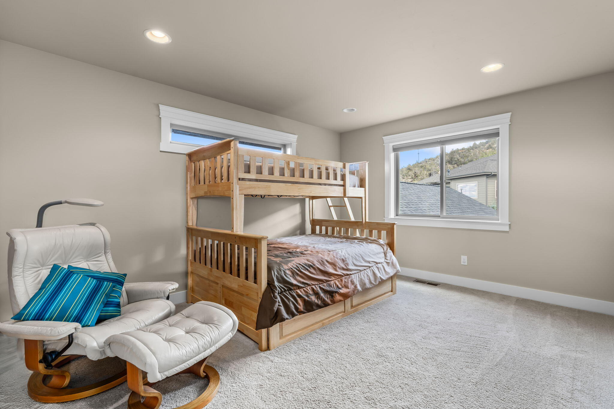 Eagle Crest - Residential