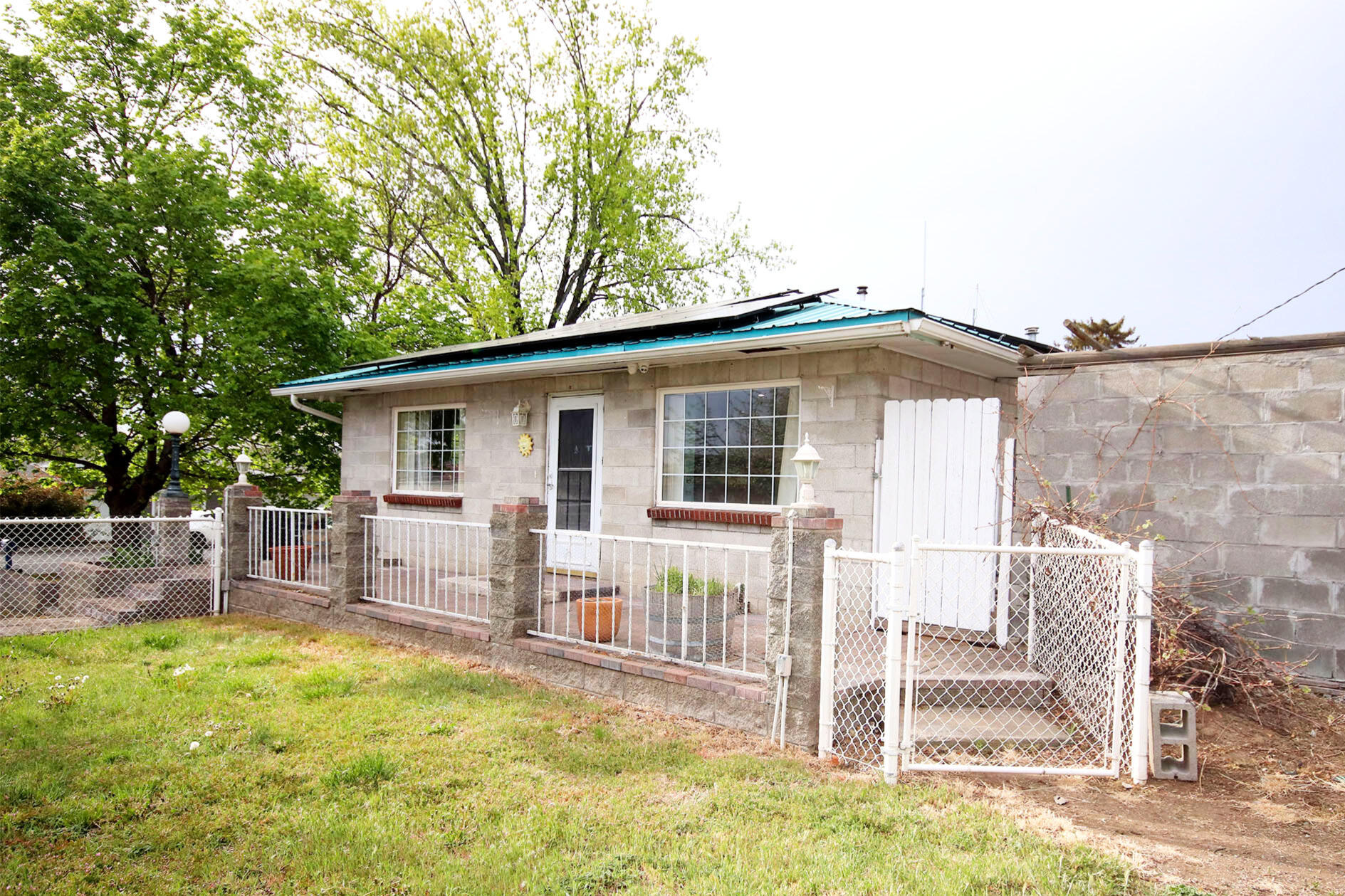 733 SE Turner Street