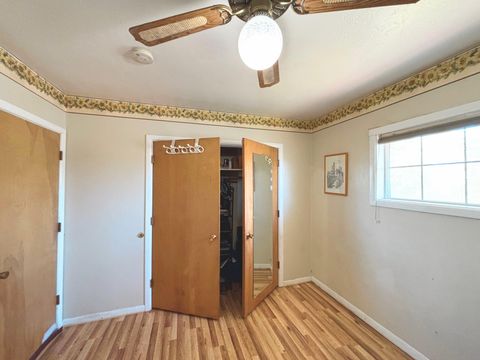 Tiny photo for 733 SE Turner Street, Madras, OR 97741 (MLS # 220220075)