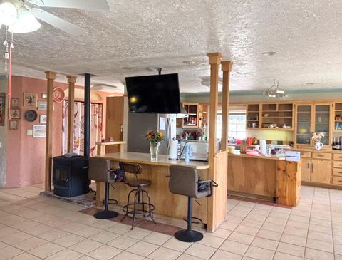 Tiny photo for 733 SE Turner Street, Madras, OR 97741 (MLS # 220220075)