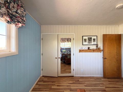 Tiny photo for 733 SE Turner Street, Madras, OR 97741 (MLS # 220220075)