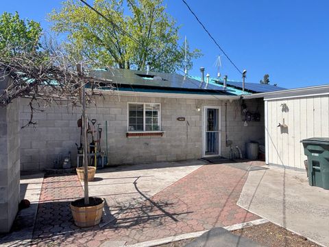 Tiny photo for 733 SE Turner Street, Madras, OR 97741 (MLS # 220220075)