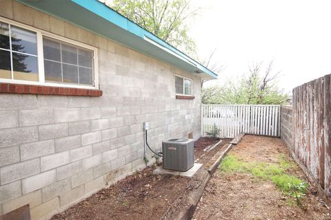 Tiny photo for 733 SE Turner Street, Madras, OR 97741 (MLS # 220220075)