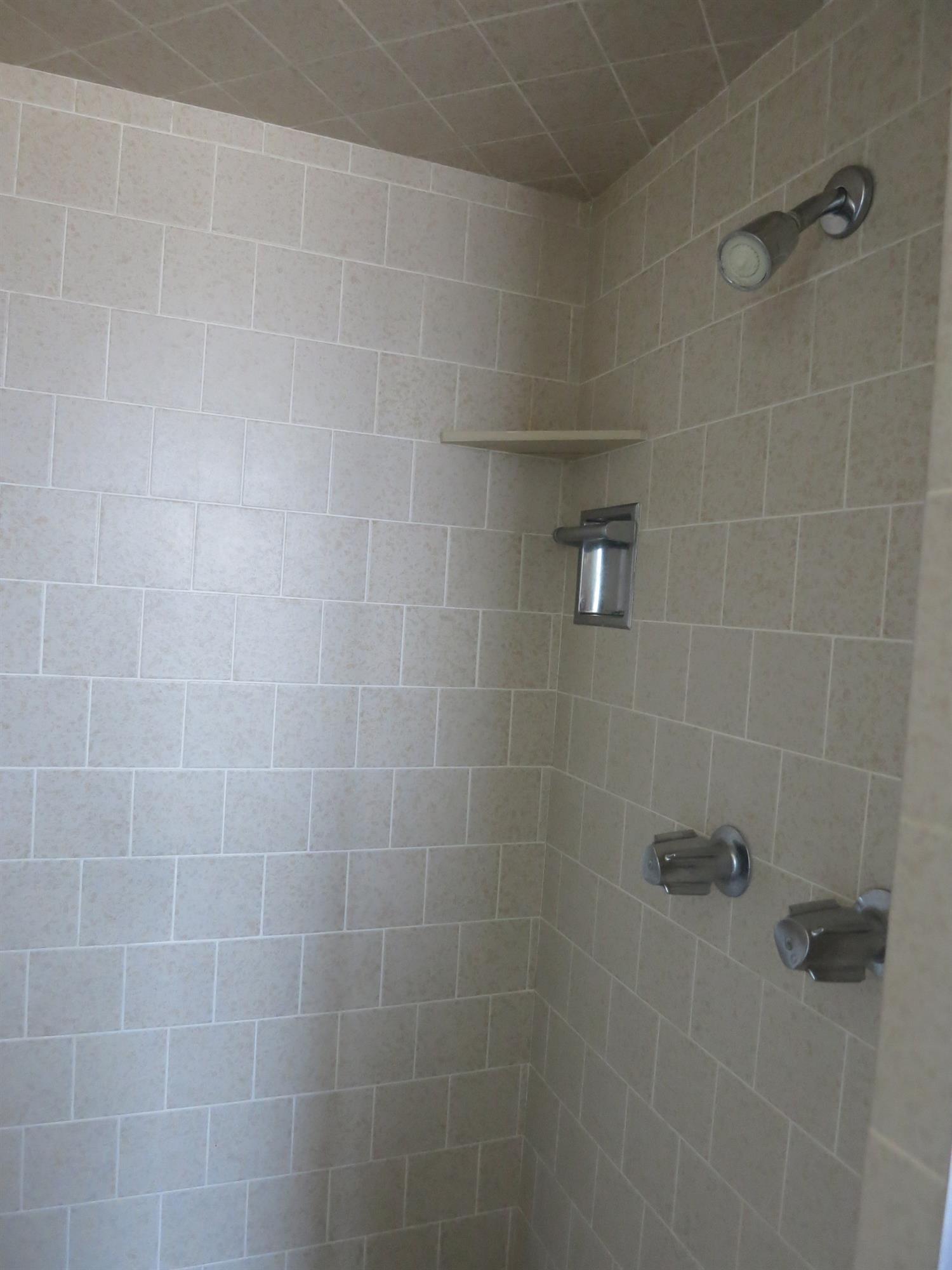 Summerlane - Residential