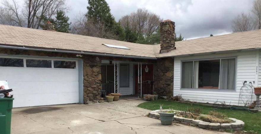 Beautiful one level private home at the end of a quiet Cul de sac. Large open area living room and dining room. Large backyard with plenty of room to grow vegetables or a great play area. The bedrooms are all very good size. The Master with their own master bathroom. This home has a beautiful entry way. New roof was put on two years ago.