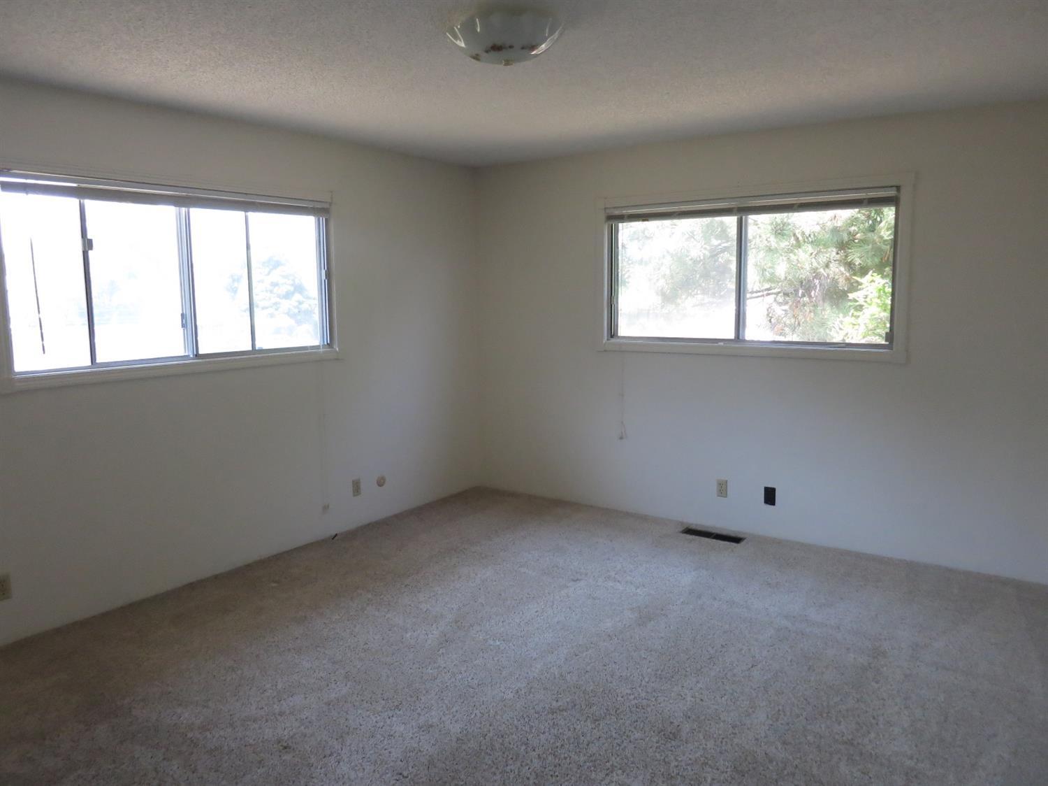 Summerlane - Residential