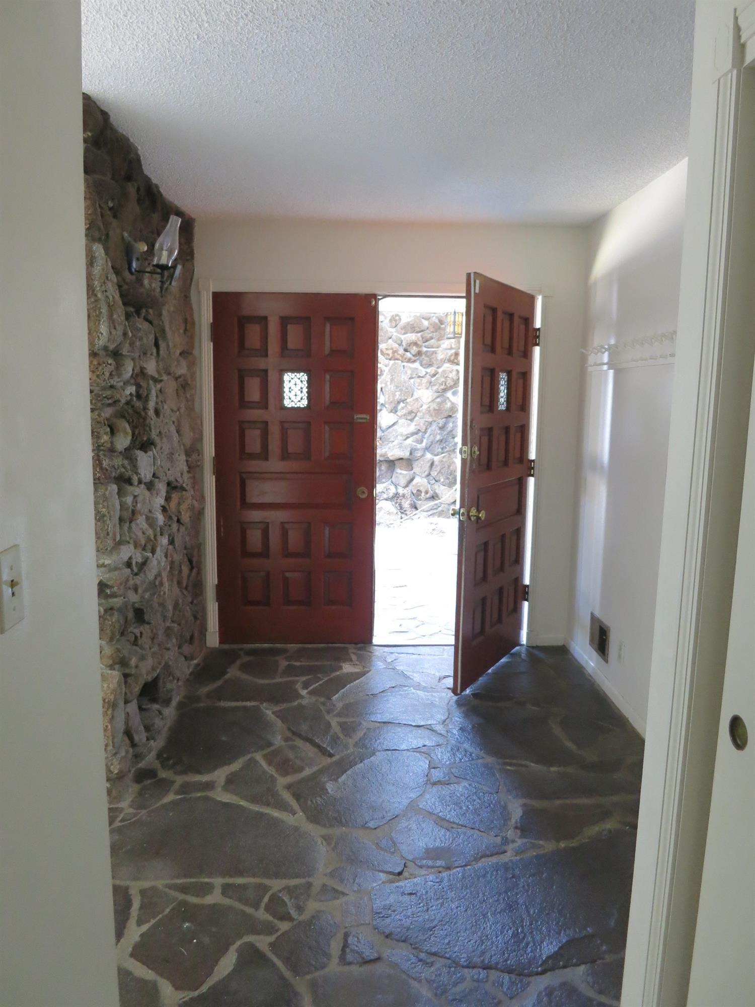 Summerlane - Residential