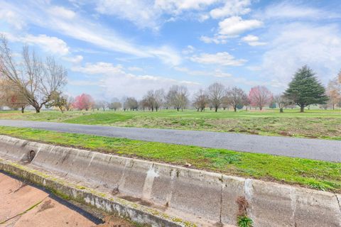 Tiny photo for 210 Sycamore Drive, Grants Pass, OR 97526 (MLS # 220214028)