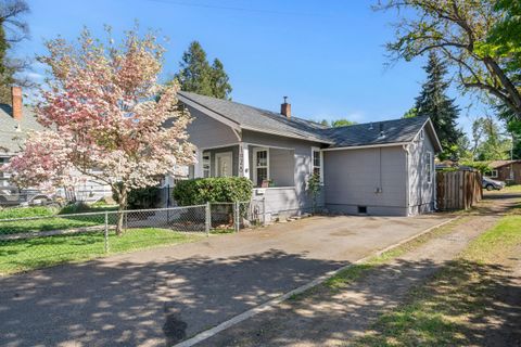 Tiny photo for 1028 E 11th Street, Medford, OR 97504 (MLS # 220219729)