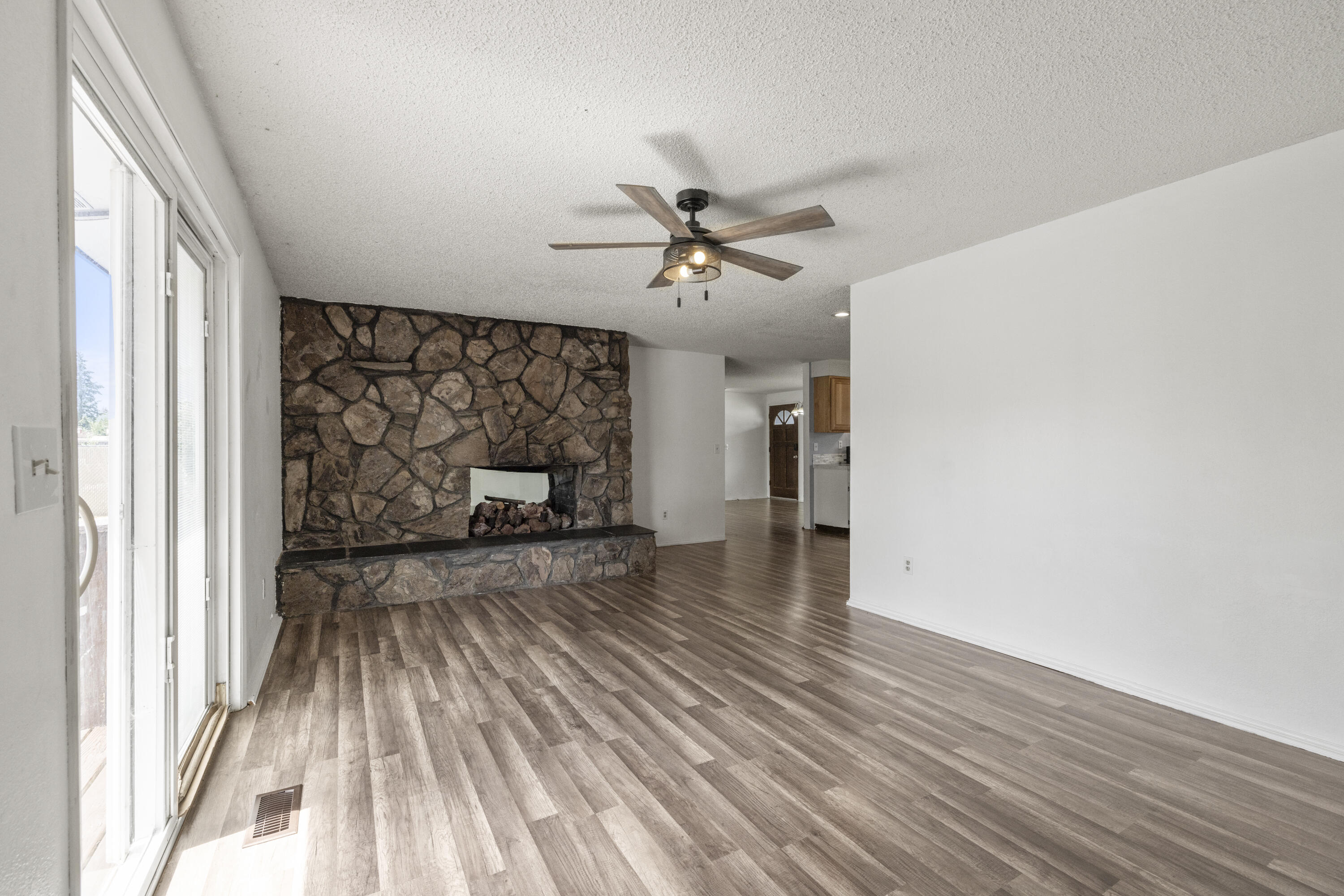 Lamron Homes - Residential