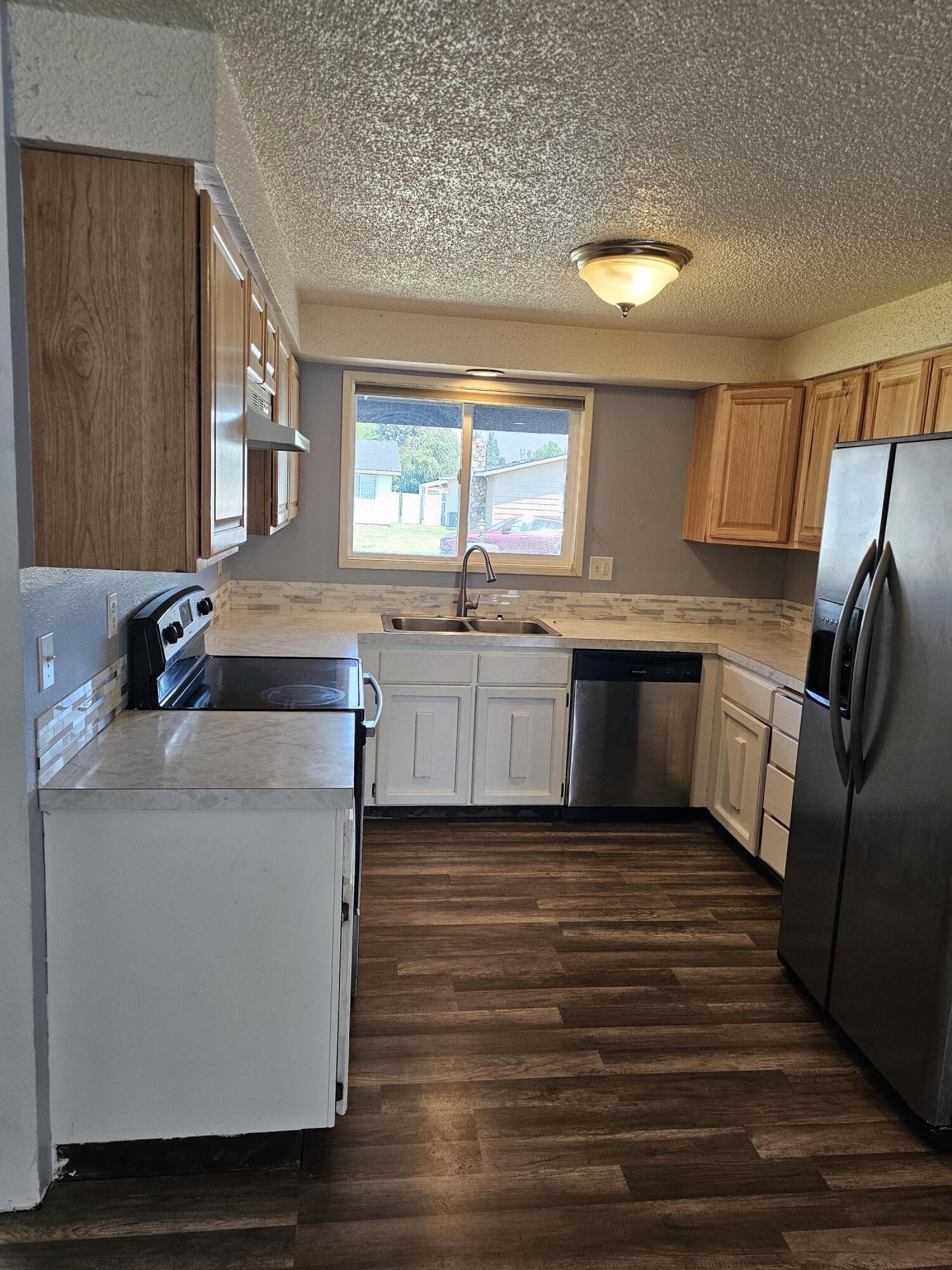 Lamron Homes - Residential