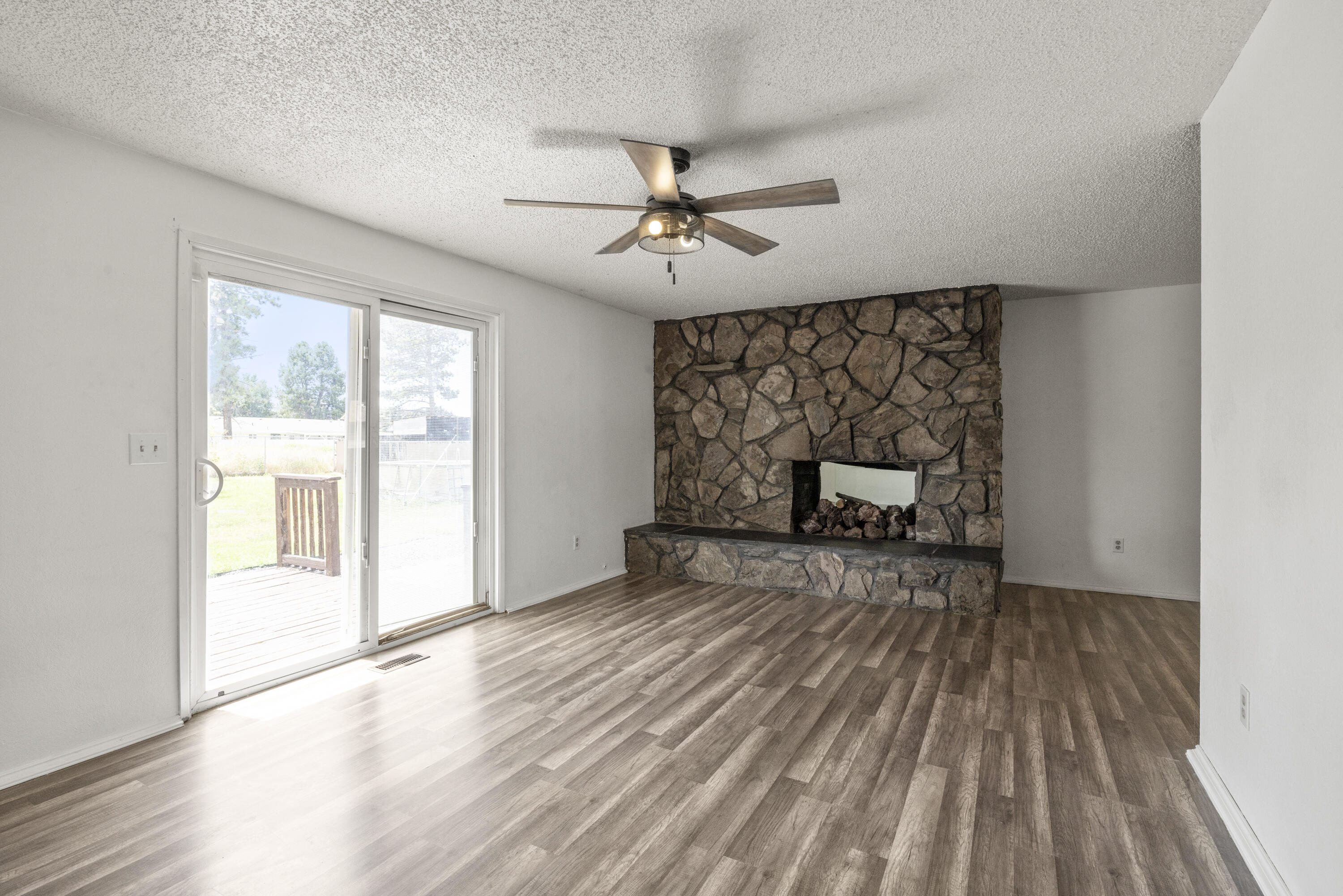 Lamron Homes - Residential