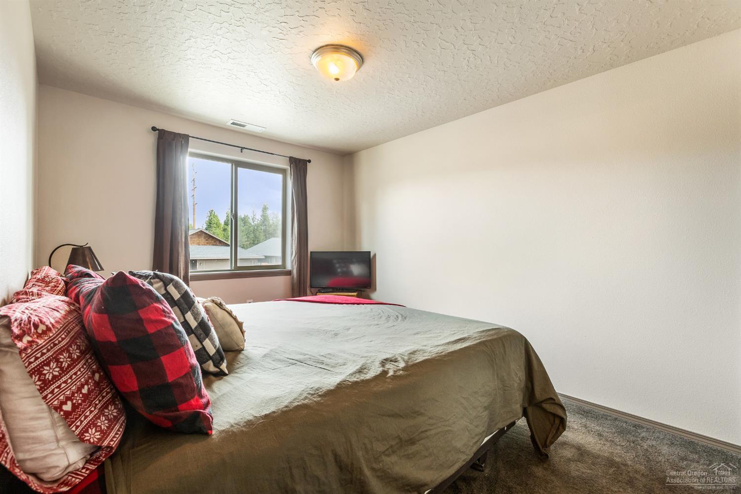 Huntington Meadows - Residential