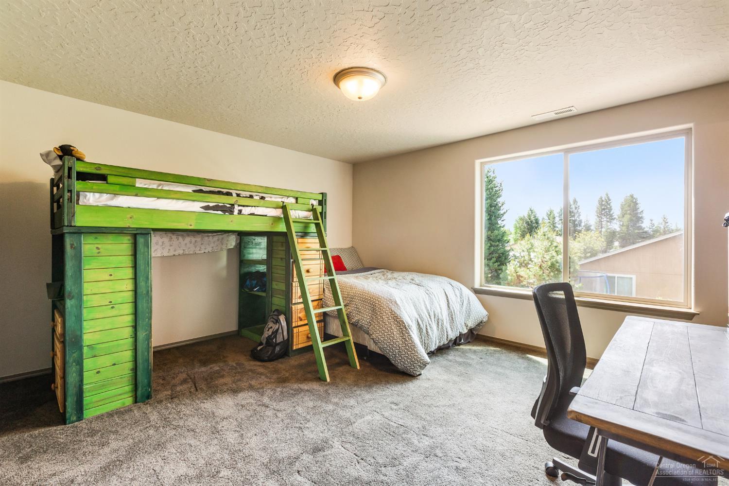 Huntington Meadows - Residential