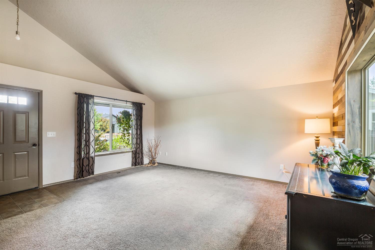 Huntington Meadows - Residential