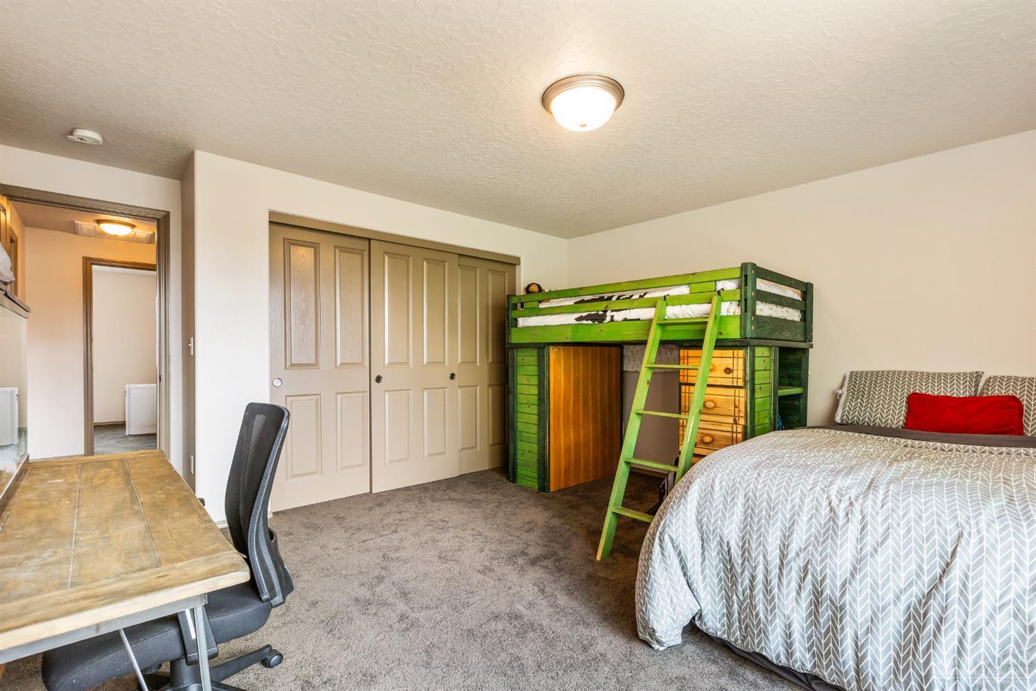 Huntington Meadows - Residential