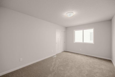 Tiny photo for 63238 Carly Ln Ln, Bend, OR 97701 (MLS # 220212425)