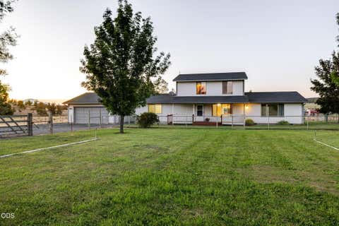 Tiny photo for 3061 NE Barnes Butte Road, Prineville, OR 97754 (MLS # 220227154)