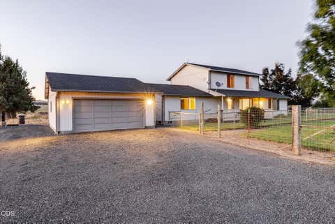 Tiny photo for 3061 NE Barnes Butte Road, Prineville, OR 97754 (MLS # 220227154)