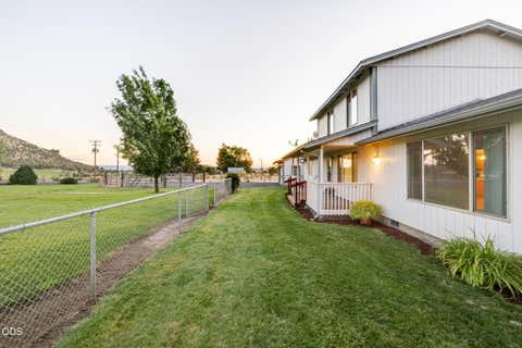 Tiny photo for 3061 NE Barnes Butte Road, Prineville, OR 97754 (MLS # 220227154)